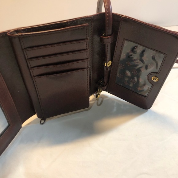 Small Wallet with Crossbody detachable Strap card holders and change pocket - Picture 11 of 11